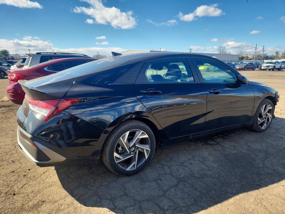 2025 Hyundai Elantra VIN KMHLM4DG9SU935492 COPART salvage auction — FRONT END, Id - Salvage Certificate Of Title, sold $6,500 on 2026-07-10 (photo 3)