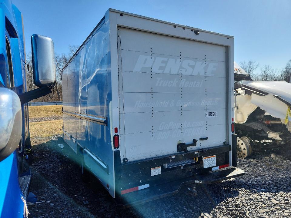 2022 Gmc G3500 VIN 7GZ37TC70NN007868 COPART salvage auction — MECHANICAL, Az - Cert Of Title - Salvage, sold $6,200 on 2026-07-28 (photo 2)