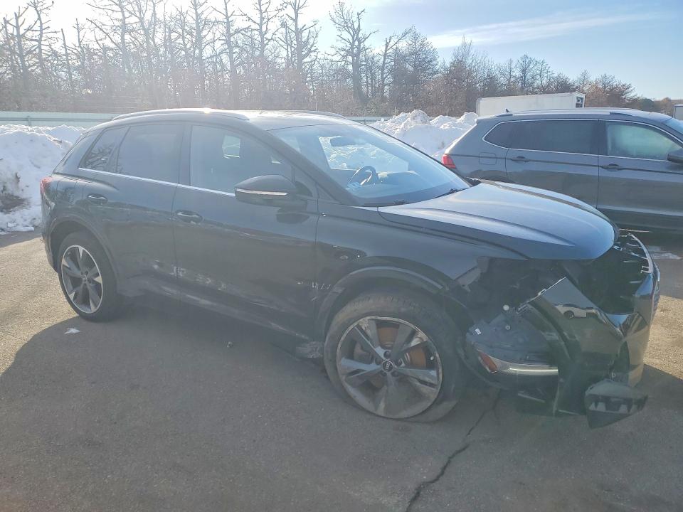 2022 Audi Q4 e-tron VIN WA1H2BFZ3NP030259 COPART salvage auction — FRONT END, Ma - Cert Of Title-Salvage, sold $9,400 on 2026-07-13 (photo 4)