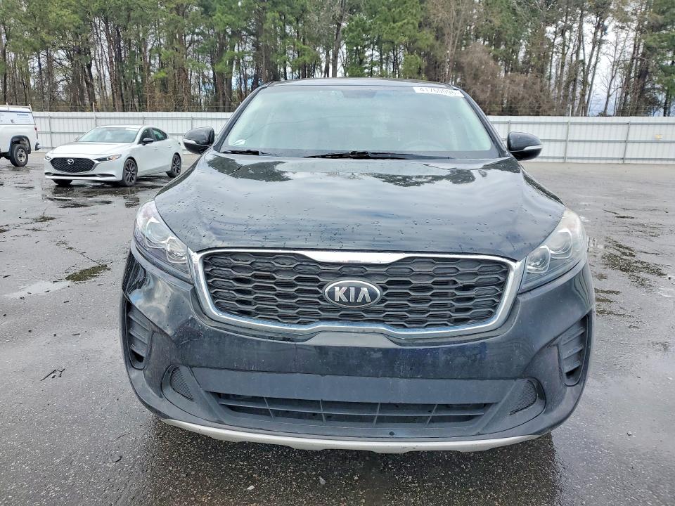 2019 Kia Sorento VIN 5XYPG4A35KG568493 COPART salvage auction — REAR END, NC - SALVAGE CERTIFICATE OF TITLE, sold $1,300 on 2026-07-30 (photo 5)