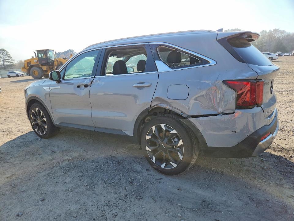 2026 Kia Sorento VIN 5XYRH4JF8TG420033 COPART salvage auction — REAR END, Id - Salvage Certificate Of Title, sold $12,800 on 2026-07-15 (photo 2)