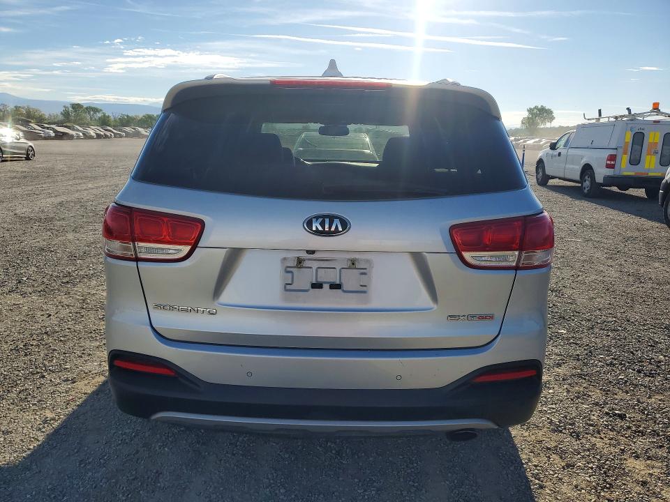 2016 Kia Sorento VIN 5XYPHDA11GG030800 COPART salvage auction — MECHANICAL, Ca - Dis/Dlr/Exp Only Clean Title, sold $1,100 on 2026-07-24 (photo 6)