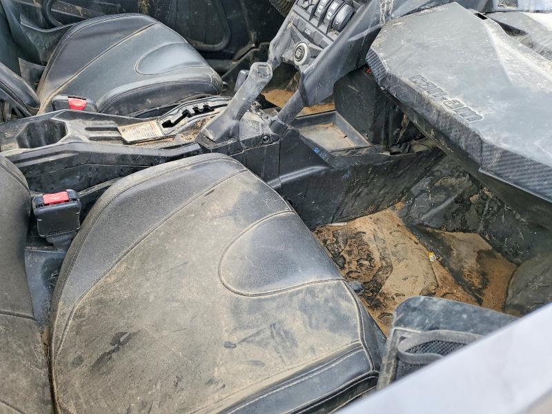 2022 Can-am/ brp Maverick VIN 3JBVMAY49NE002757 COPART salvage auction — REAR END, Salvage Title, sold $11,000 on 2026-08-26 (photo 5)