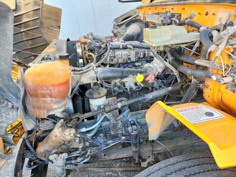 2010 Ic corporation Ce series school VIN 4DRBUAAP2AB229070 COPART salvage auction — NORMAL WEAR, Il - Certificate Of Title, sold $2,000 on 2026-07-08 (photo 7)