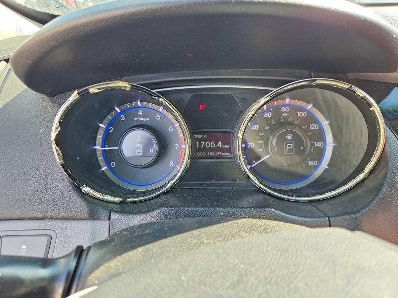 2013 Hyundai Sonata VIN 5NPEC4AC0DH662067 COPART salvage auction — MINOR DENT/SCRATCHES, Ca - Dis/Dlr/Exp Only Clean Title, sold $950 on 2026-07-28 (photo 9)