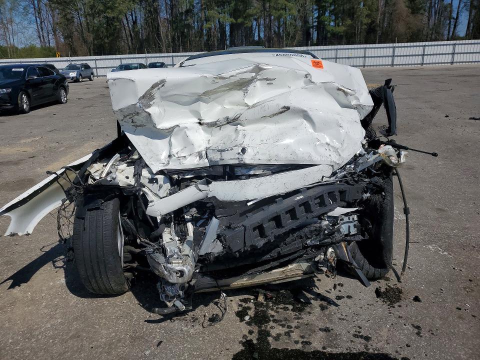 2017 Mercedes-benz C-klasse VIN WDDWJ4KB3HF368538 COPART salvage auction — FRONT END, Nc - Salvage Certificate Of Title, sold $250 on 2026-07-07 (photo 5)