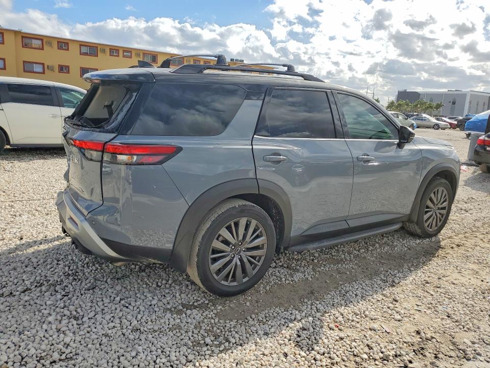 2025 Nissan Pathfinder VIN 5N1DR3CB5SC203923 COPART salvage auction — REAR END, Salvage Title, sold $9,000 on 2026-07-28 (photo 3)