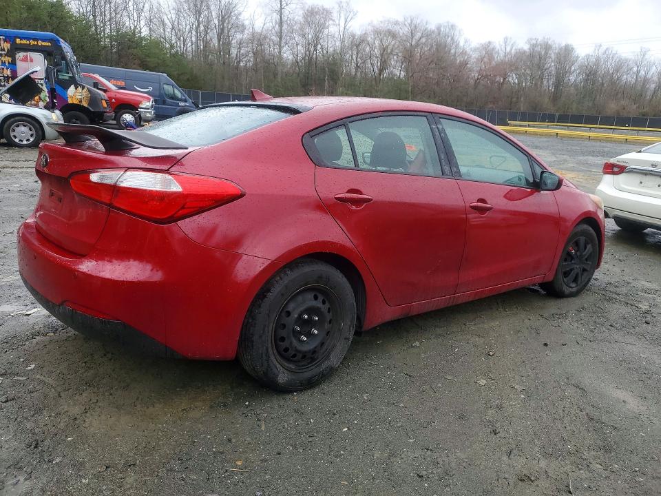 2016 Kia Forte VIN KNAFK4A69G5609290 COPART salvage auction — SIDE, Md - Cert Of Salvage < 75% Damage, sold $525 on 2026-07-28 (photo 3)