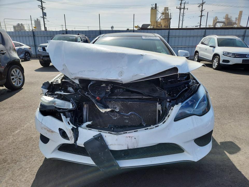 2015 Mercedes-benz E-klasse VIN WDDKJ6FBXFF296724 COPART salvage auction — FRONT END, Salvage Title, sold $1,350 on 2026-07-27 (photo 5)