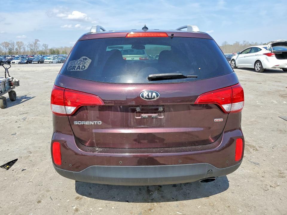 2015 Kia Sorento VIN 5XYKTDA6XFG636762 COPART salvage auction — REAR END, VA, sold $1,200 on 2026-07-22 (photo 6)