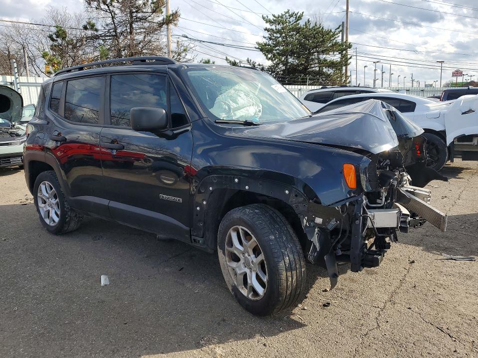 2018 Jeep Renegade VIN ZACCJBAB2JPJ15827 COPART salvage auction — FRONT END, Salvage Title, sold $300 on 2026-07-31 (photo 4)