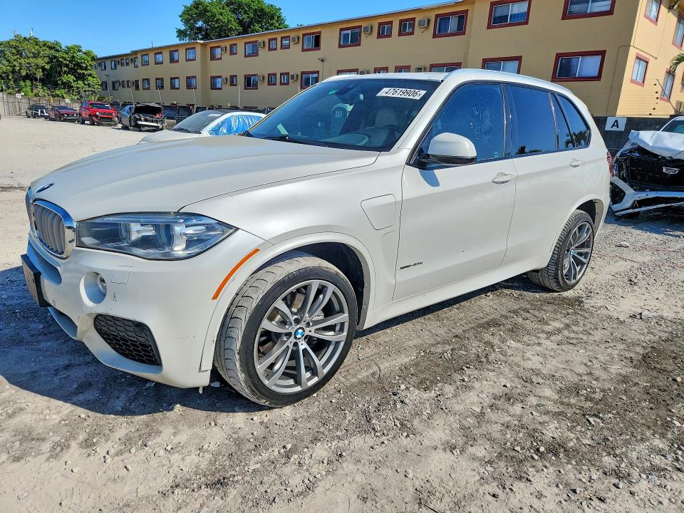 2016 BMW X5 VIN 5UXKT0C54G0S77959 COPART salvage auction — MINOR DENT/SCRATCHES, FL - CERTIFICATE OF TITLE, sold $6,100 on 2026-07-31 (photo 1)