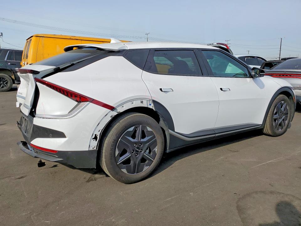 2025 Kia Ev6 VIN 5XYC34JB9SG013743 COPART salvage auction — REAR END, Id - Salvage Certificate Of Title, sold $12,700 on 2026-07-08 (photo 3)