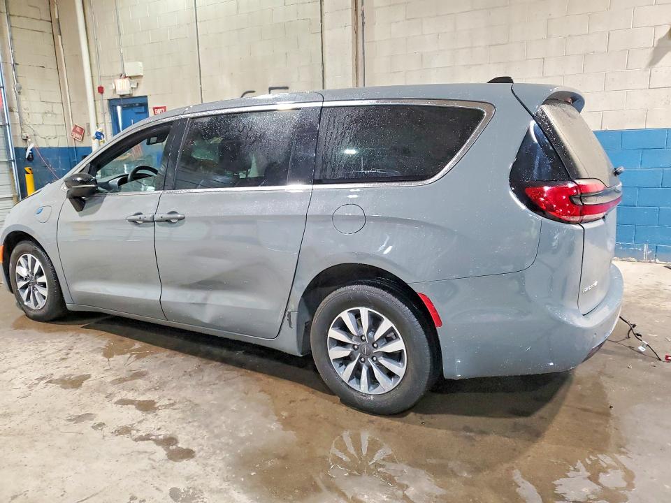 2025 Chrysler Pacifica VIN 2C4RC1S72SR565499 COPART salvage auction — FRONT END, FL - CERTIFICATE OF DESTRUCTION, sold $8,600 on 2026-07-27 (photo 2)