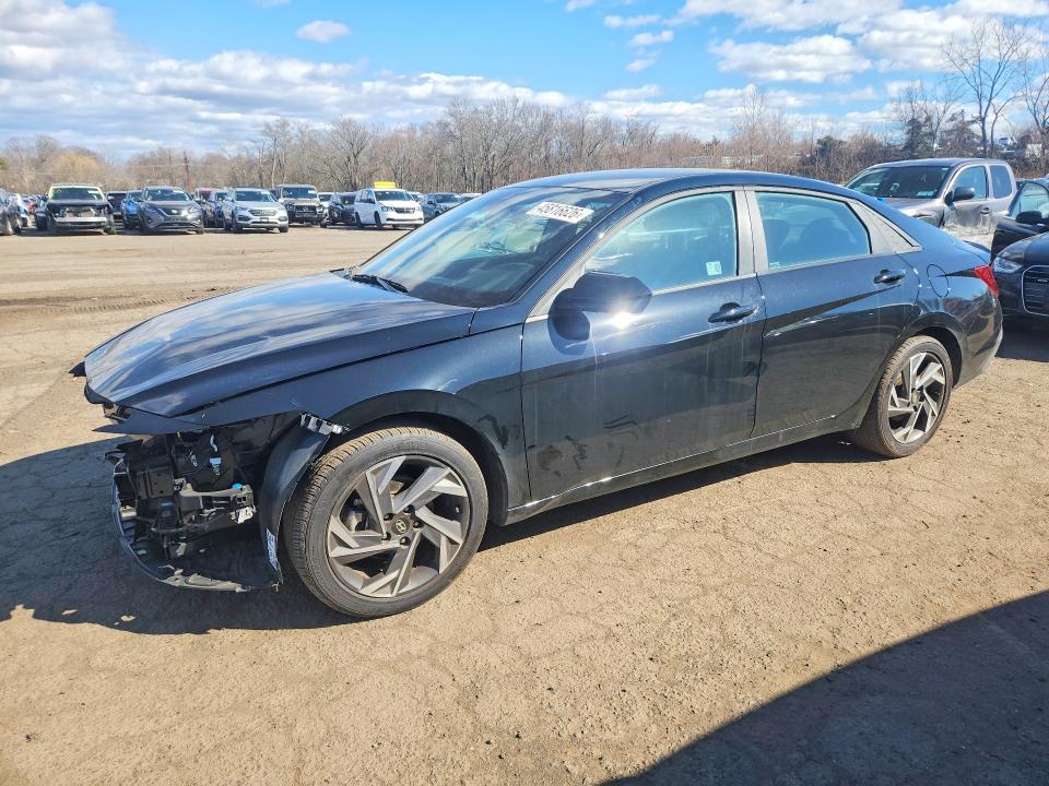 2025 Hyundai Elantra VIN KMHLM4DG9SU935492 COPART salvage auction — FRONT END, Id - Salvage Certificate Of Title, sold $6,500 on 2026-07-10 (photo 1)