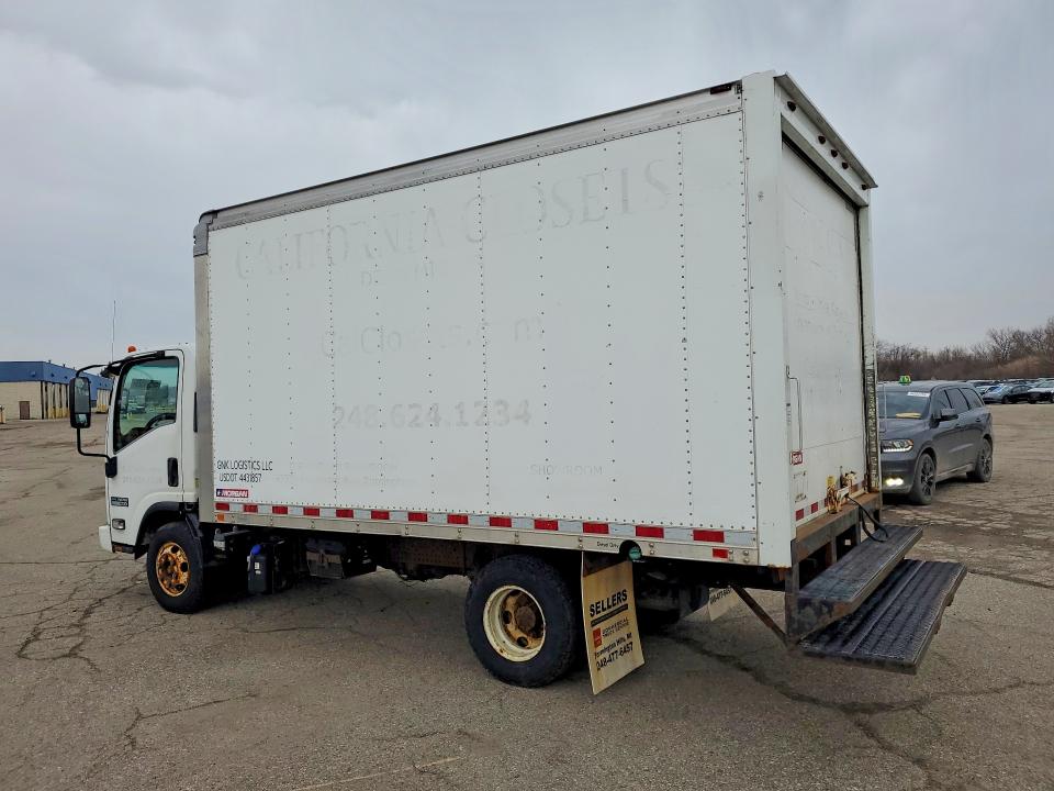 2014 Isuzu Npr VIN JALB4W171E7400996 COPART salvage auction — MINOR DENT/SCRATCHES, Mi - Dealer Only Clean Title, sold $6,250 on 2026-07-21 (photo 2)
