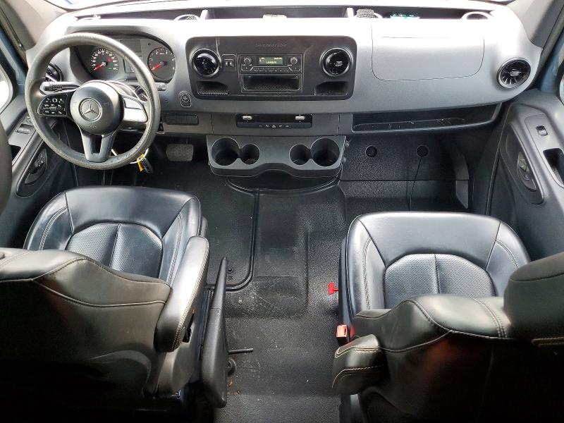 2019 Mercedes-benz Sprinter VIN WD4PF1CD8KP153078 COPART salvage auction — ALL OVER, Tx - Salvage Vehicle Title, sold $3,750 on 2026-07-17 (photo 8)