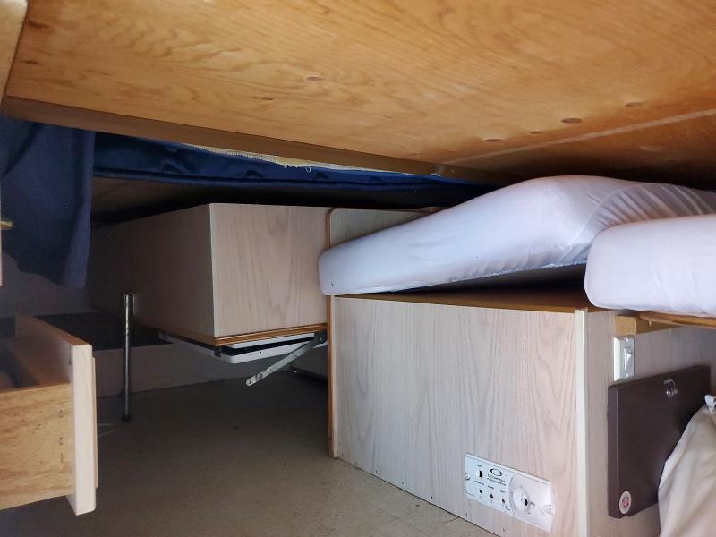 2003 Foresriver Flagstaff camping trailer VIN 4X4CFS4193D145734 COPART salvage auction — ROOF, QC - GRAVEMENT ACCIDENTE, sold $150 on 2026-07-21 (photo 6)