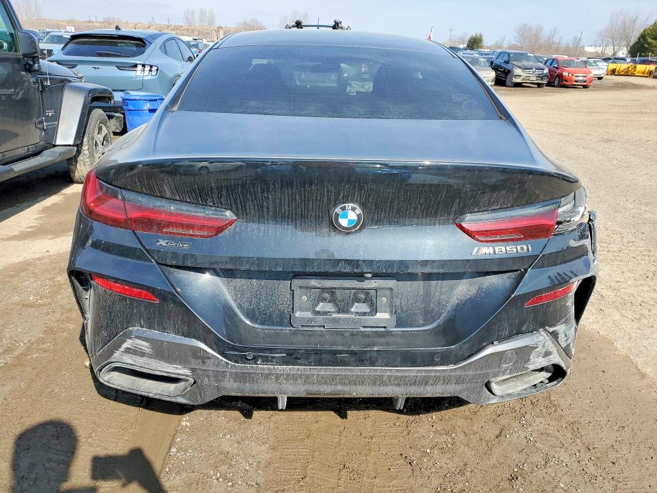 2020 BMW M8 VIN WBAGV8C09LBP48956 COPART salvage auction — FRONT END, ON, sold $16,650 on 2026-08-04 (photo 6)