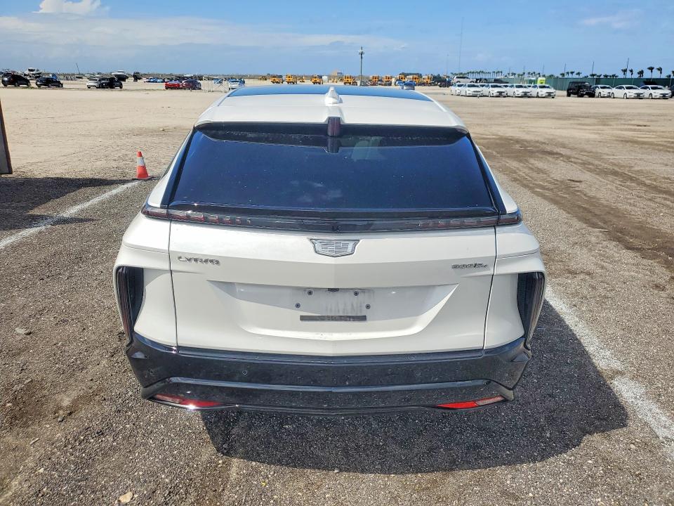 2024 Cadillac Lyriq VIN 1GYKPWRL3RZ141944 COPART salvage auction — FRONT END, Fl - Cert Of Title Slvg Rebuildable, sold $18,900 on 2026-07-06 (photo 6)