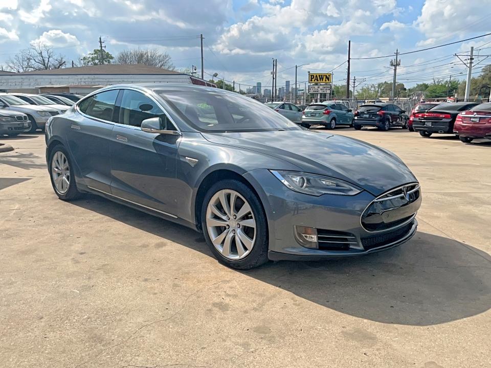 2013 Tesla Model s VIN 5YJSA1CN5DFP30142 COPART salvage auction — DAMAGE HISTORY, Ca - Certificate Of Title (P), sold $5,500 on 2026-07-09 (photo 1)