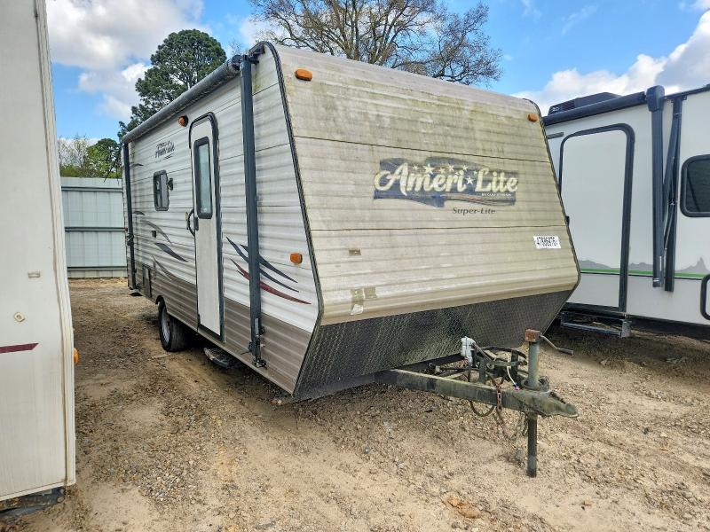 2015 Gulf stream Ameri-lite VIN 1NL1GTH29F1118620 — COPART salvage auction photo