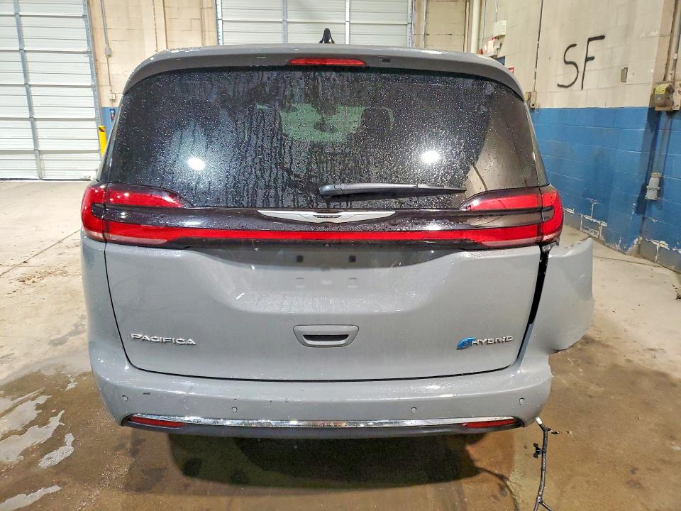 2025 Chrysler Pacifica VIN 2C4RC1S72SR565499 COPART salvage auction — FRONT END, FL - CERTIFICATE OF DESTRUCTION, sold $8,600 on 2026-07-27 (photo 6)