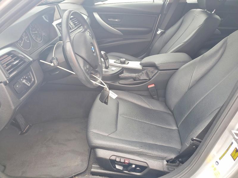 2015 BMW 3er VIN WBA3B1G55FNT63997 COPART salvage auction — NORMAL WEAR, Fl - Certificate Of Title, sold $25 on 2026-07-20 (photo 7)