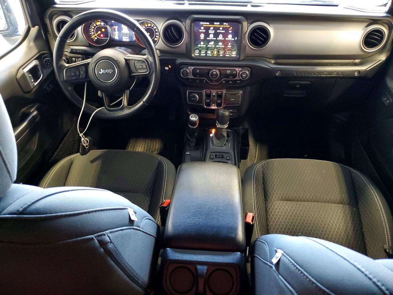 2021 Jeep Wrangler Unlimited VIN 1C4HJXDN3MW712097 COPART salvage auction — Minor Dent/Scratches, MO - CERTIFICATE OF TITLE, sold $18,400 on 2026-07-09 (photo 8)