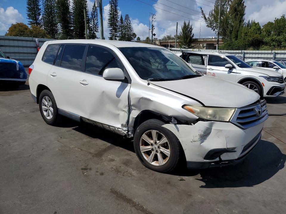 2012 Toyota Highlander VIN 5TDZA3EH5CS025448 COPART salvage auction — SIDE, Fl - Cert Of Title Slvg Rebuildable, sold $3,100 on 2026-07-29 (photo 4)