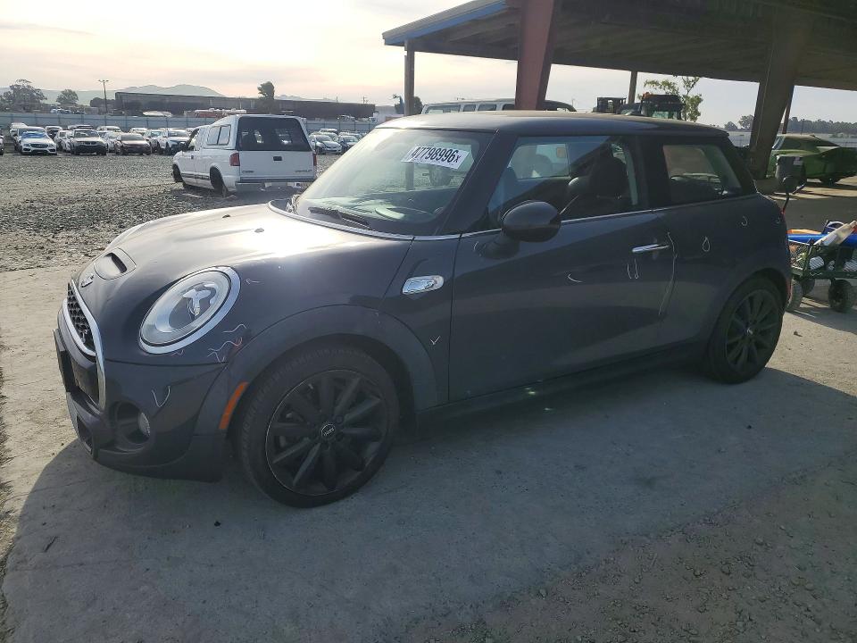 2017 Mini Cooper VIN WMWXP7C3XH3B94541 COPART salvage auction — REAR END, Ca - Salvage Certificate, sold $2,450 on 2026-07-02 (photo 1)