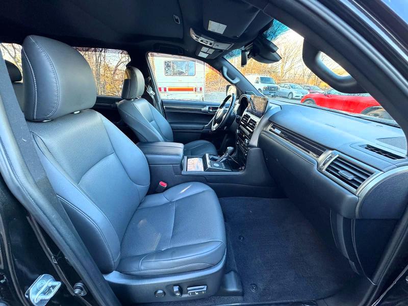 2023 Lexus Gx VIN JTJAM7BX4P5361687 COPART salvage auction — MINOR DENT/SCRATCHES, In - Certificate Of Title, sold $38,500 on 2026-07-17 (photo 9)