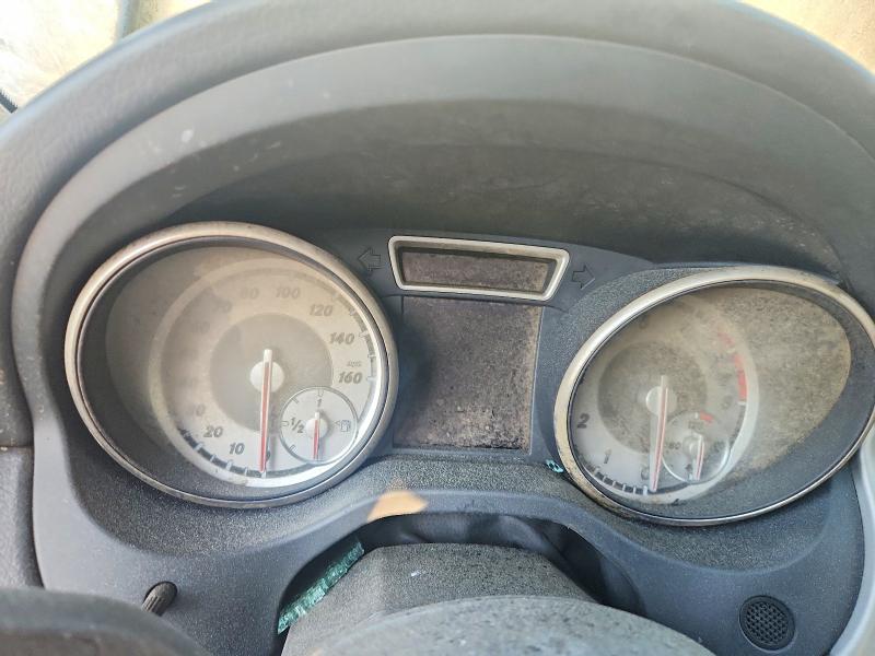 2015 Mercedes-benz Cla-class VIN WDDSJ4GB6FN178310 COPART salvage auction — BURN, FL - CERT OF TITLE SLVG REBUILDABLE, sold $20 on 2026-08-14 (photo 9)