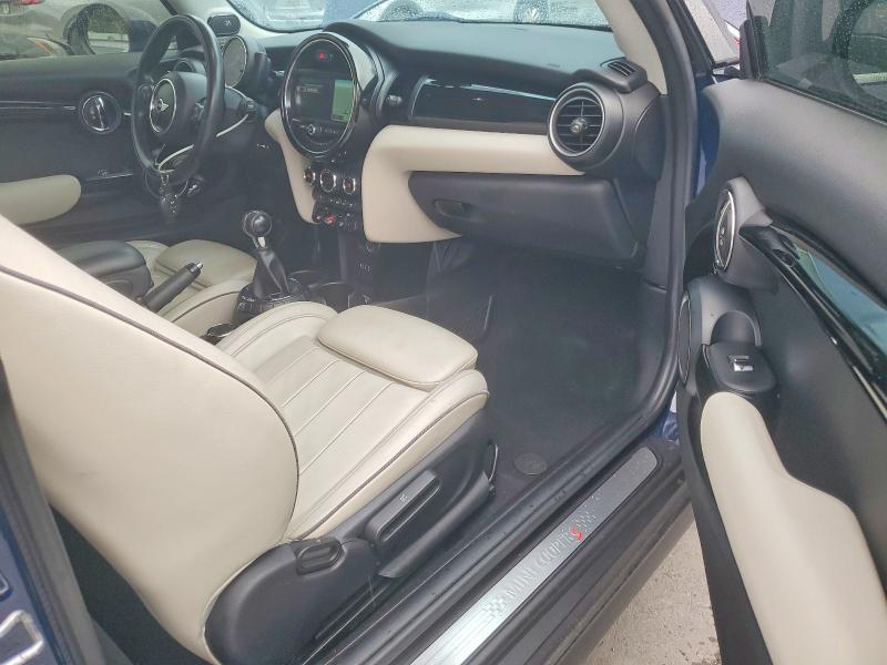 2015 Mini Cooper VIN WMWXP7C51F2A60649 COPART salvage auction — FRONT END, Fl - Cert Of Title Slvg Rebuildable, sold $1,500 on 2026-07-13 (photo 8)