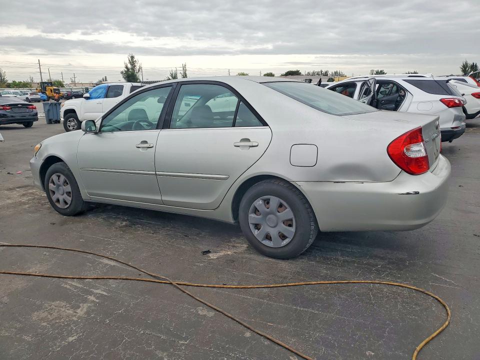 2004 Toyota Camry VIN JTDBE32K640272195 COPART salvage auction — FRONT END, Fl - Certificate Of Destruction, sold $300 on 2026-07-08 (photo 2)