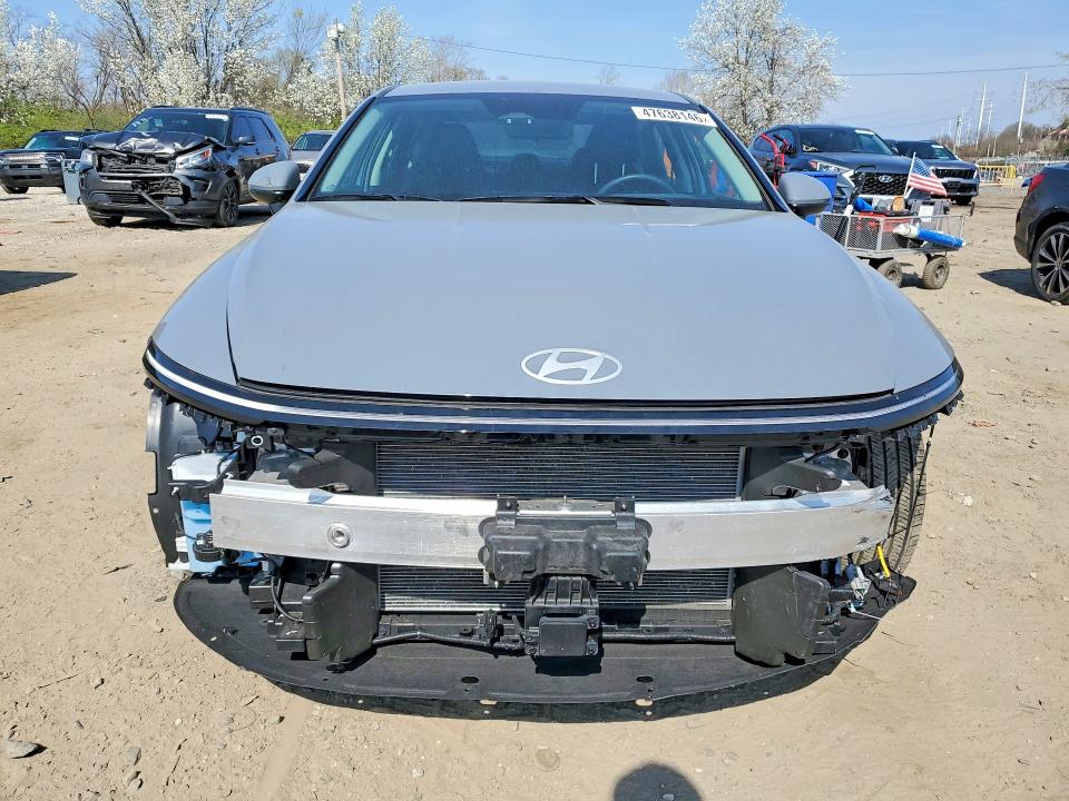 2025 Hyundai Sonata VIN KMHL24JA9SA454908 COPART salvage auction — FRONT END, Md - Cert Of Salvage > 75% Damage, sold $6,200 on 2026-07-28 (photo 5)
