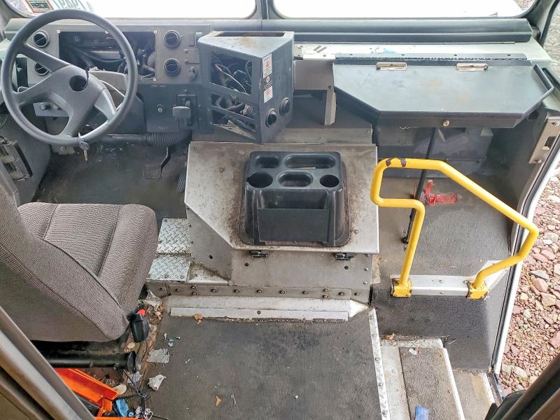 2014 Frht - freightliner All other VIN 4UZAC3DV2ECFW4420 COPART salvage auction — FRONT END, CT, sold $2,500 on 2026-08-10 (photo 8)