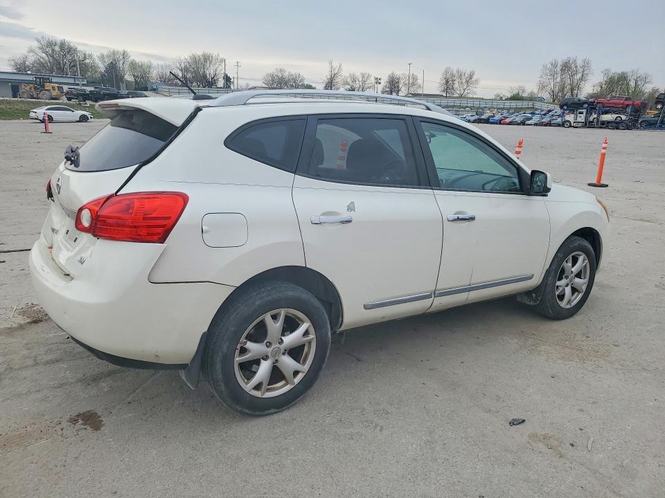 2011 Nissan Rogue VIN JN8AS5MT3BW186072 COPART salvage auction — REAR END, Mo - Salvage Certificate Of Title, sold $300 on 2026-07-31 (photo 3)
