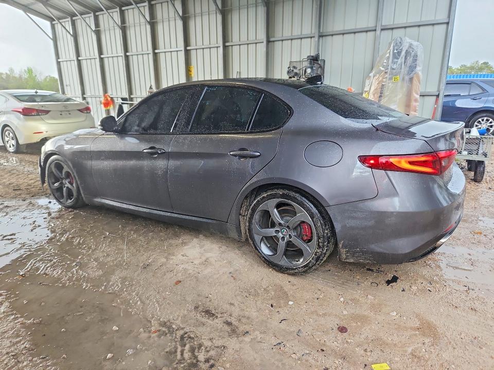 2018 Alfa romeo Giulia VIN ZARFAEBN4J7573186 COPART salvage auction — FRONT END, Tx - Salvage Vehicle Title, sold $5,200 on 2026-07-31 (photo 2)