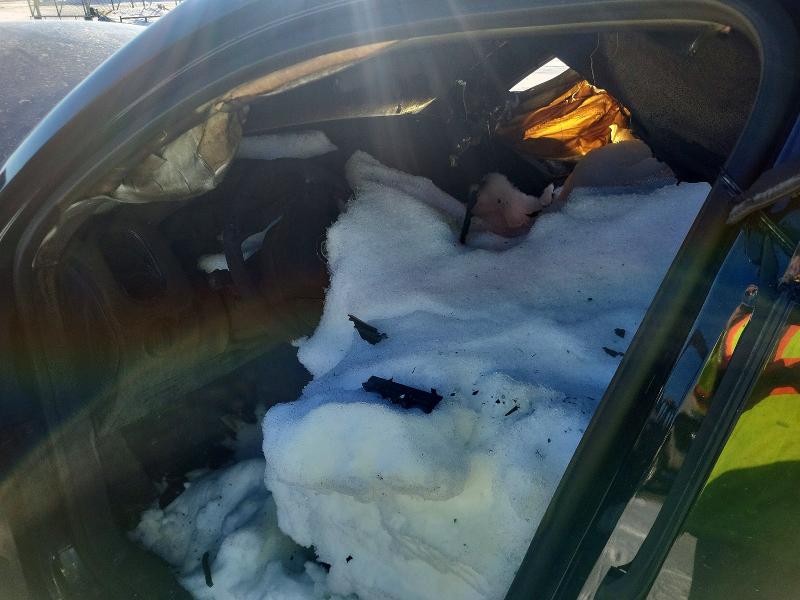 2016 Volkswagen Tiguan VIN WVGJV7AX8GW500565 COPART salvage auction — BURN, Nl - Non-Repairable, sold $80 on 2026-08-06 (photo 8)