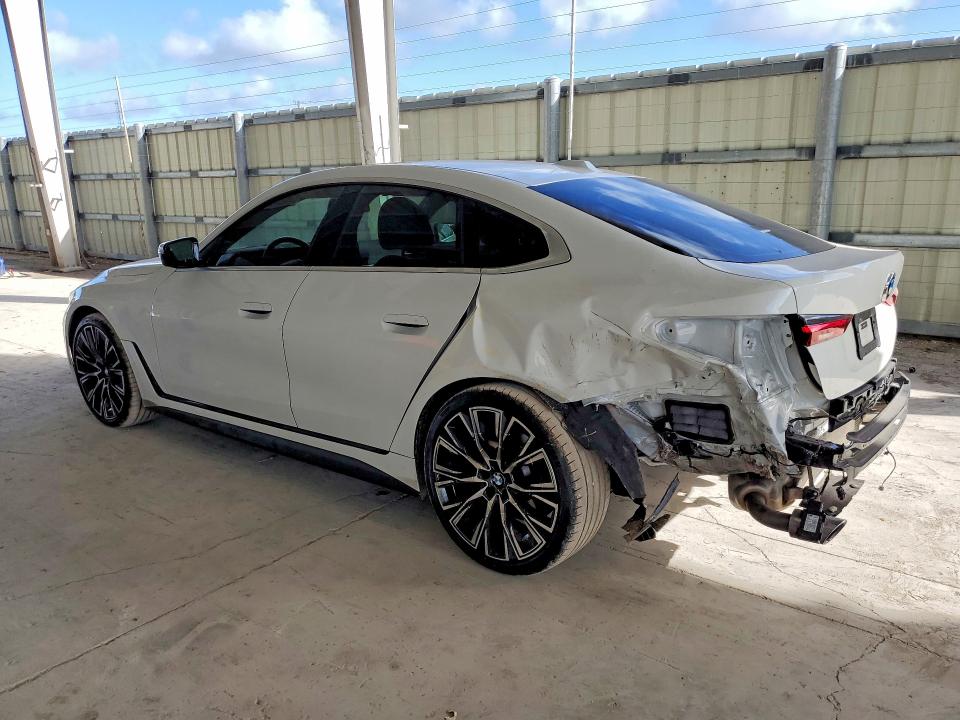 2024 BMW 4er VIN WBA63AV0XRFT63087 COPART salvage auction — REAR END, Fl - Cert Of Title Slvg Rebuildable, sold $16,900 on 2026-08-12 (photo 2)