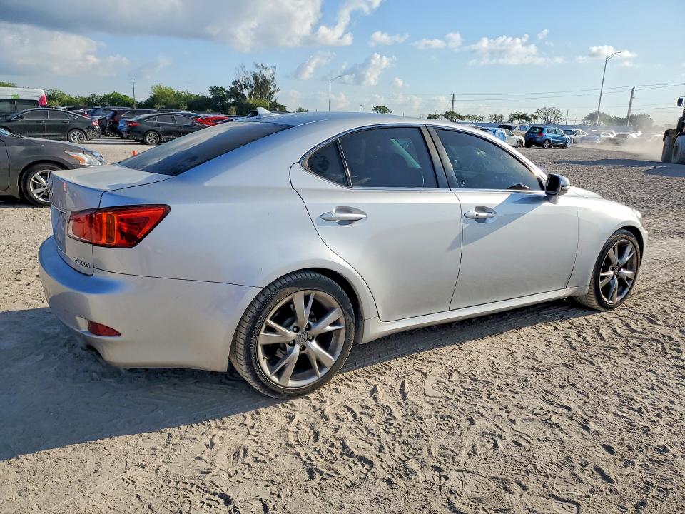 2009 Lexus Is 250 VIN JTHBK262695088994 COPART salvage auction — MINOR DENT/SCRATCHES, FL - CERTIFICATE OF TITLE, sold $425 on 2026-07-20 (photo 3)