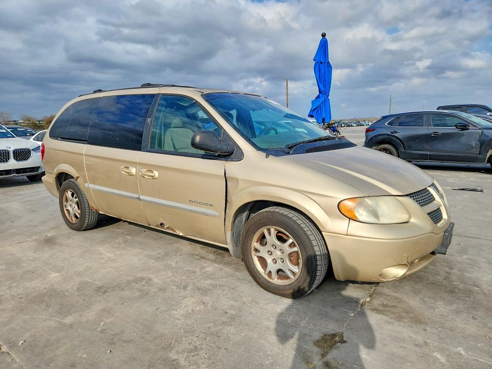 2001 Dodge Caravan VIN 2B4GP44331R230190 COPART salvage auction — SIDE, Tx - Salvage Vehicle Title, sold $200 on 2026-07-02 (photo 4)