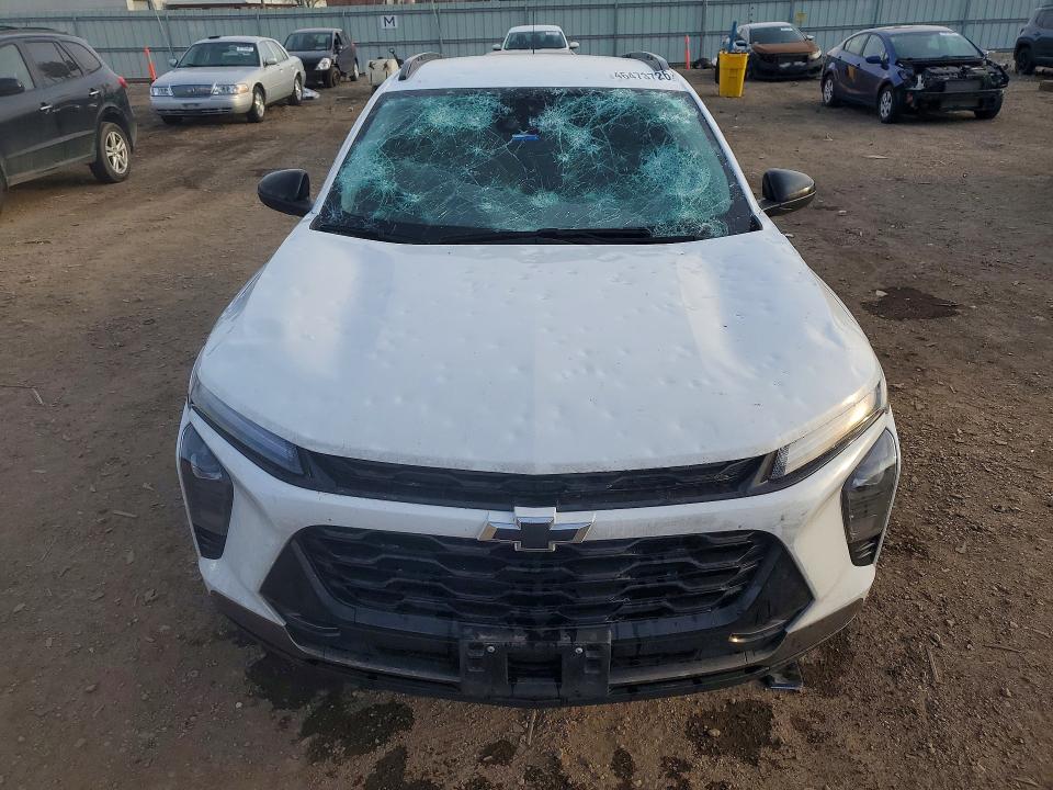 2025 Chevrolet Trax VIN KL77LKEP9SC162781 COPART salvage auction — HAIL, Il - Salvage Certificate, sold $5,700 on 2026-07-03 (photo 5)
