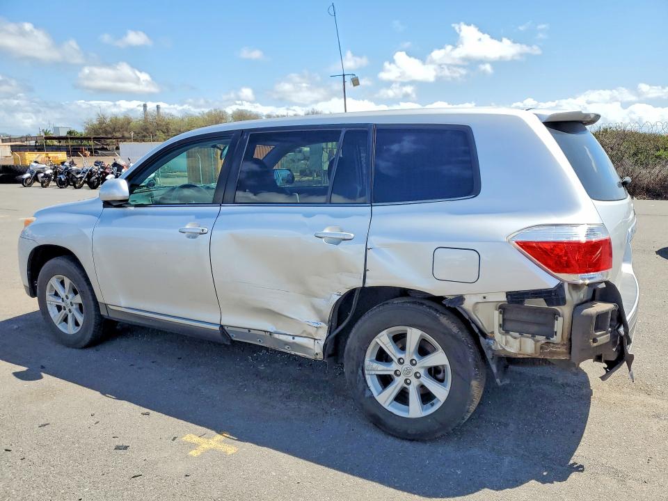2013 Toyota Highlander VIN 5TDZA3EH6DS044902 COPART salvage auction — REAR END, Hi - Certificate Of Salvage, sold $2 on 2026-07-20 (photo 2)