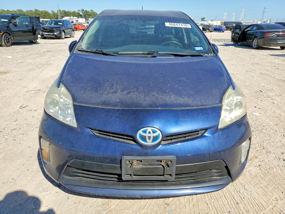 2013 Toyota Prius VIN JTDKN3DU5D1644442 COPART salvage auction — NORMAL WEAR, Tx - Certificate Of Title, sold $800 on 2026-07-31 (photo 5)
