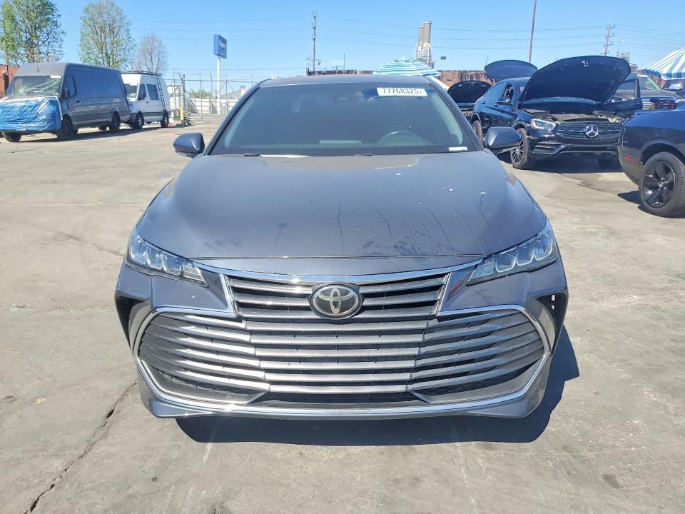 2019 Toyota Avalon VIN 4T1BZ1FBXKU002892 COPART salvage auction — MINOR DENT/SCRATCHES, Ca - Salvage Certificate, sold $10,700 on 2026-08-19 (photo 5)