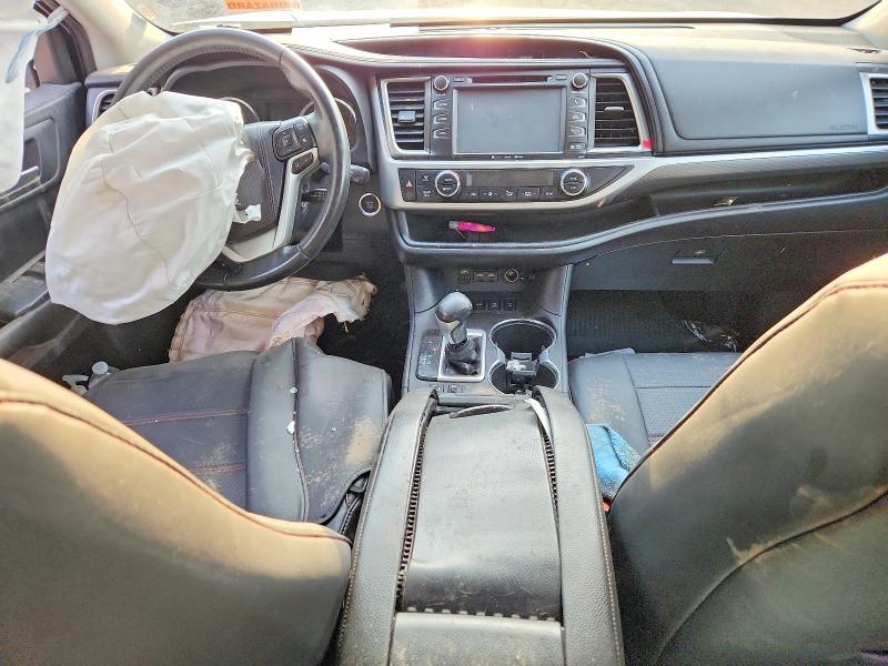 2019 Toyota Highlander VIN 5TDJZRFH8KS944446 COPART salvage auction — FRONT END, In - Certificate Of Title, sold $3,950 on 2026-07-30 (photo 8)