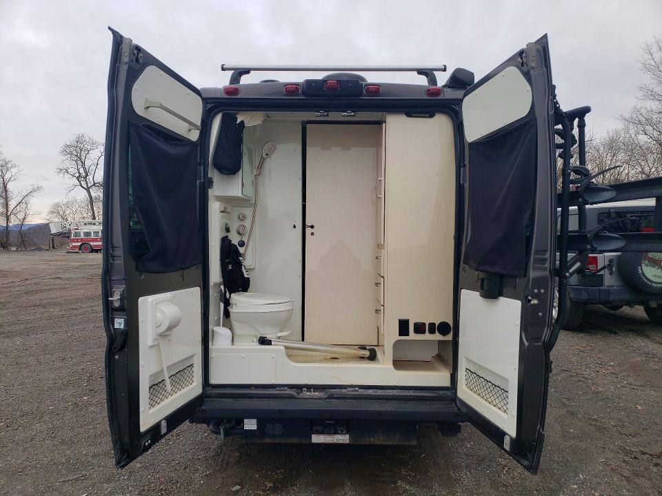 2021 Ram Promaster 3500 VIN 3C6MRVUGXME580695 COPART salvage auction — Burn, NJ - CERT OF TITLE-SALVAGE, sold $31,750 on 2026-06-23 (photo 6)