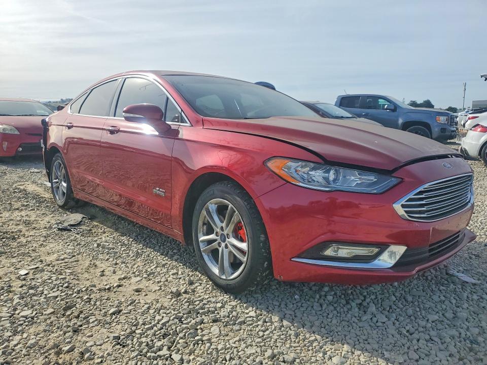 2017 Ford Fusion VIN 3FA6P0PU9HR276189 COPART salvage auction — VANDALISM, Ca - Salvage Certificate, sold $875 on 2026-07-02 (photo 4)